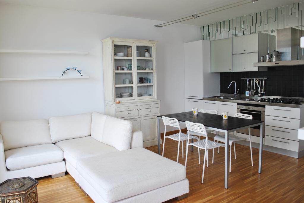 Residence Fairy Tale Bellano Luaran gambar